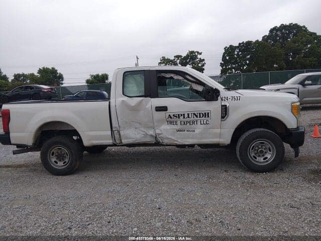 2017 FORD F-250 XL 13