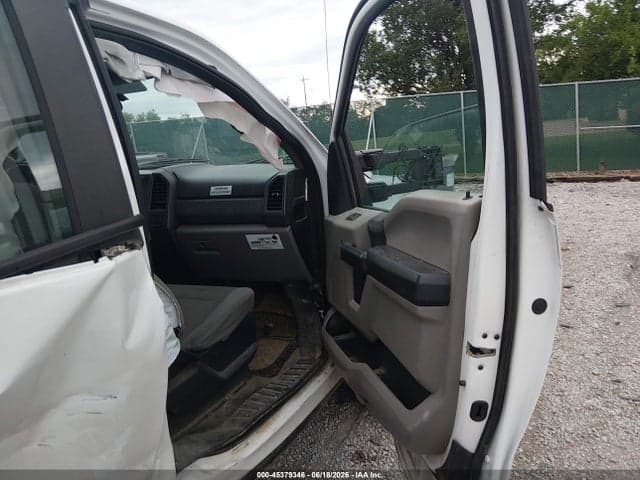 2017 FORD F-250 XL 5