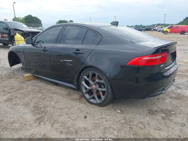2017 JAGUAR XE 35T 3