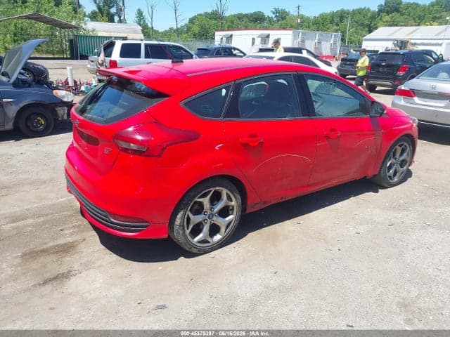 2017 FORD FOCUS ST 4