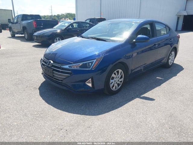 2020 HYUNDAI ELANTRA SE 2