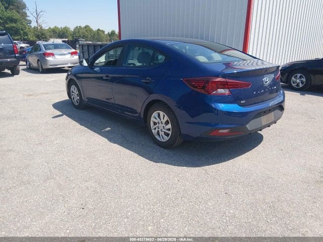 2020 HYUNDAI ELANTRA SE 3