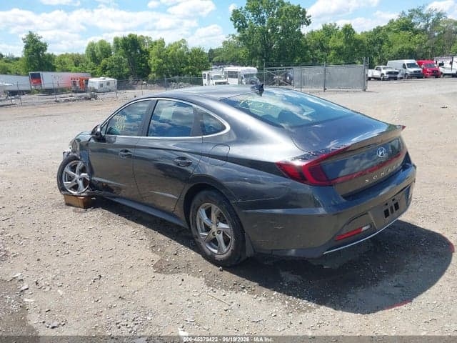 2022 HYUNDAI SONATA SE 3