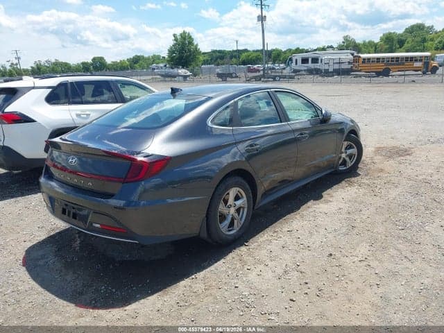 2022 HYUNDAI SONATA SE 4