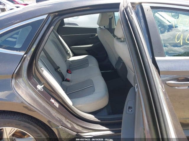 2022 HYUNDAI SONATA SE 8