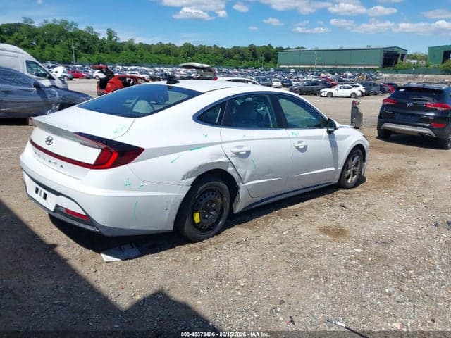 2020 HYUNDAI SONATA SE 4