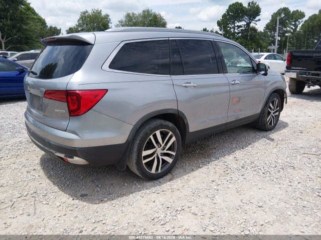 2017 HONDA PILOT TOURING 4