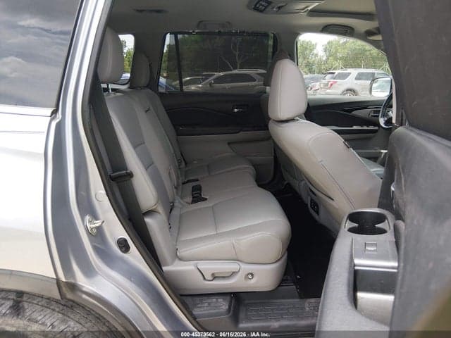 2017 HONDA PILOT TOURING 8