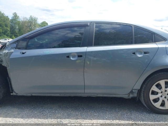 2021 TOYOTA COROLLA LE 18