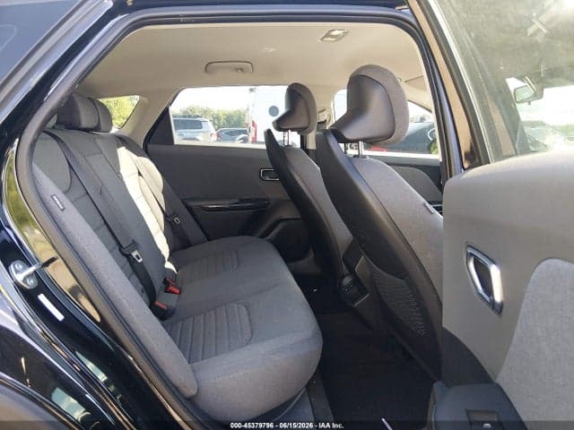 2025 KIA K4 EX 8