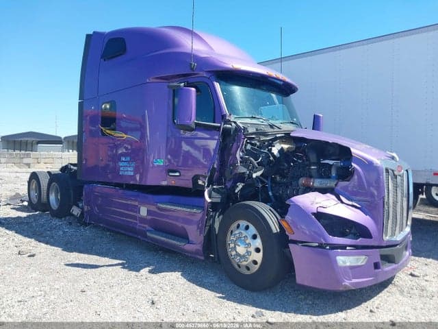 2022 PETERBILT 579 - 1