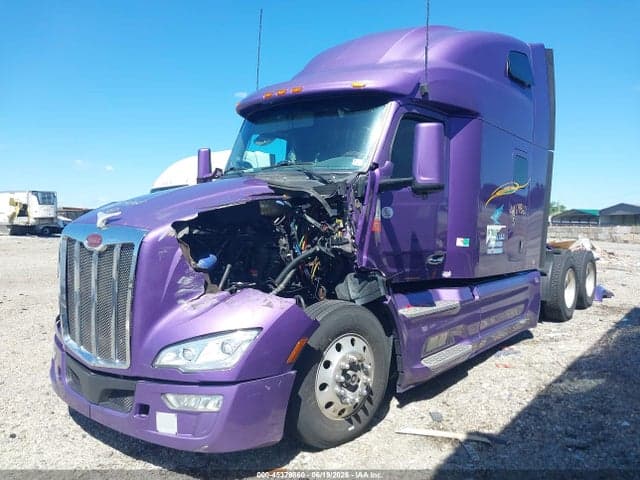 2022 PETERBILT 579 2
