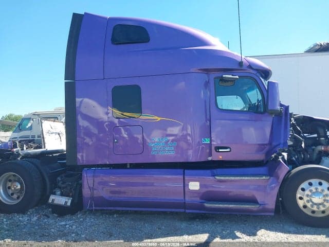 2022 PETERBILT 579 16