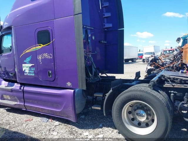 2022 PETERBILT 579 17