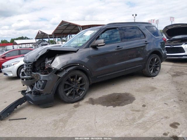 2017 FORD EXPLORER XLT 2