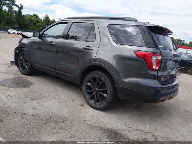 2017 FORD EXPLORER XLT 3