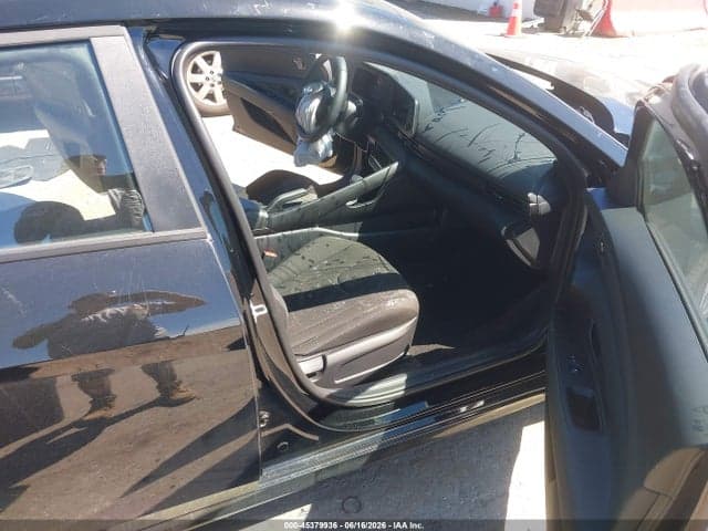 2025 HYUNDAI ELANTRA SEL SPORT 5