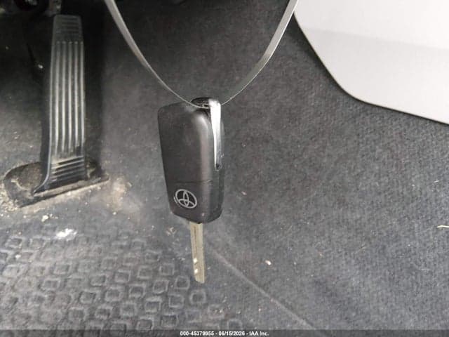 2022 TOYOTA CAMRY LE AWD 11