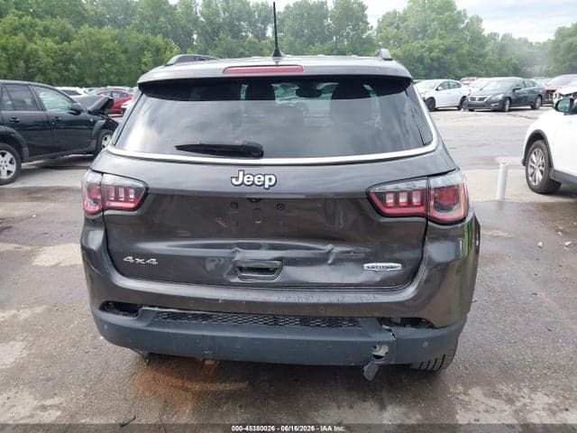2018 JEEP COMPASS LATITUDE 4X4 17