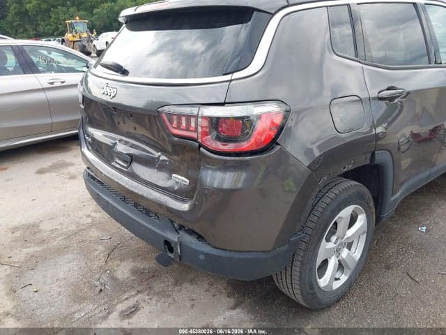 2018 JEEP COMPASS LATITUDE 4X4 18