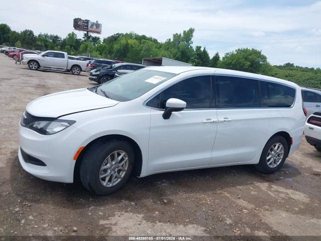 2022 CHRYSLER VOYAGER LX 14