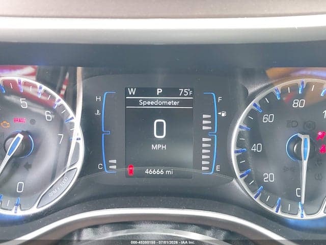 2022 CHRYSLER VOYAGER LX 7