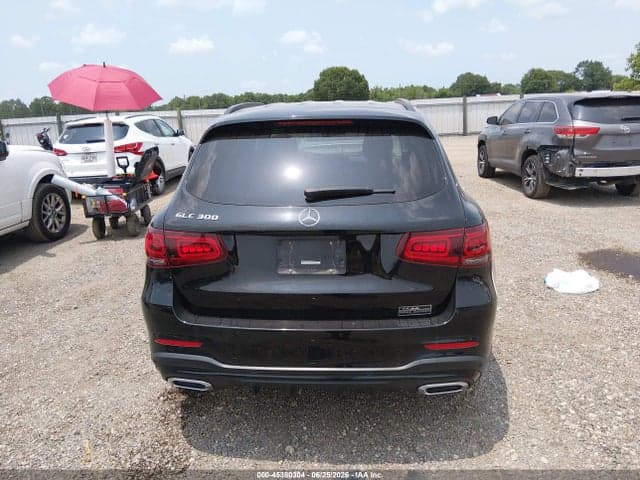 2022 MERCEDES-BENZ GLC 300 SUV 16