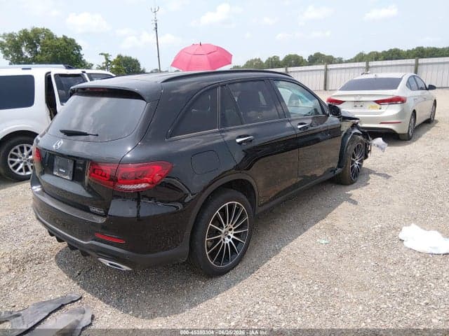 2022 MERCEDES-BENZ GLC 300 SUV 4