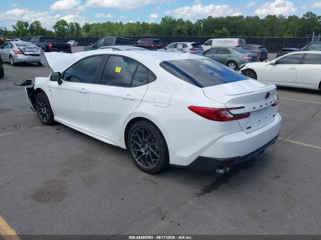 2025 TOYOTA CAMRY SE 3