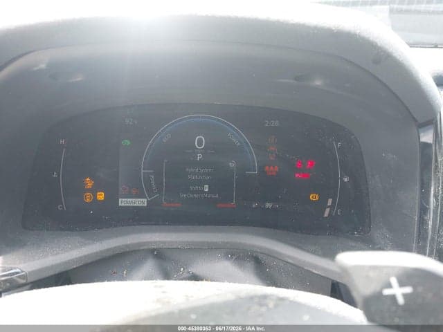2025 TOYOTA CAMRY SE 7