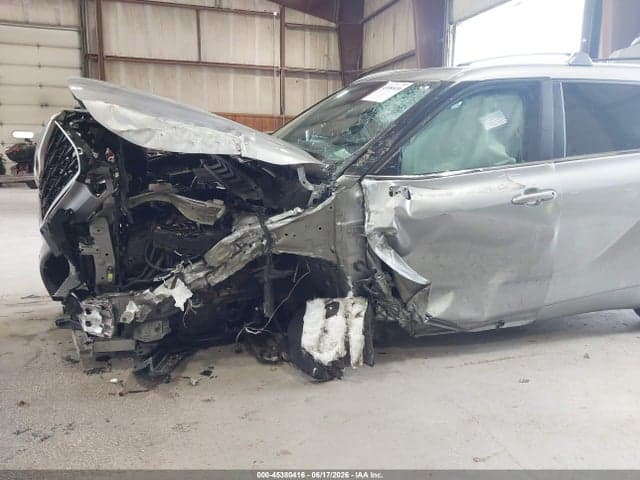 2023 TOYOTA HIGHLANDER XLE 6