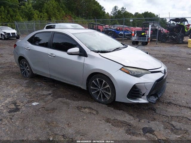 2017 TOYOTA COROLLA SE 1