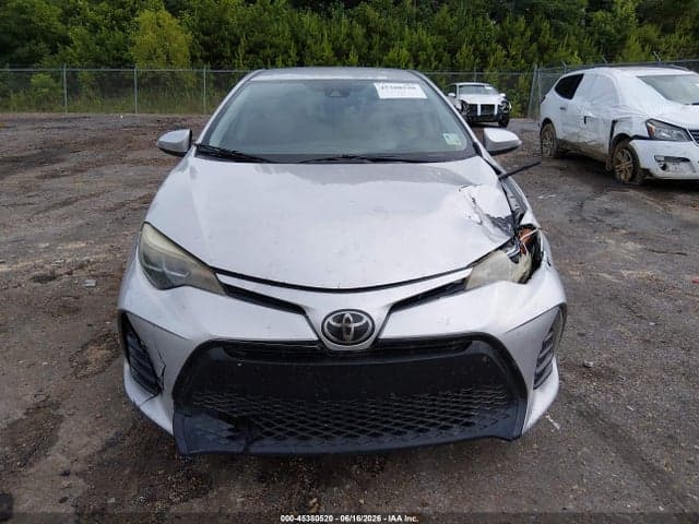 2017 TOYOTA COROLLA SE 12