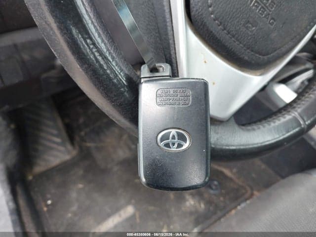 2018 TOYOTA COROLLA SE 11