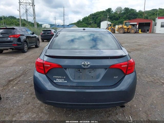 2018 TOYOTA COROLLA SE 17