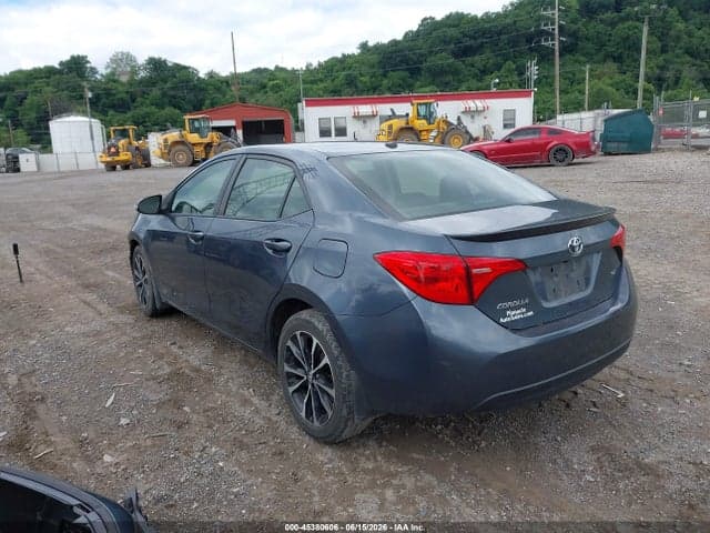 2018 TOYOTA COROLLA SE 3