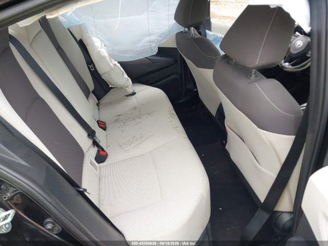 2021 TOYOTA COROLLA LE 8
