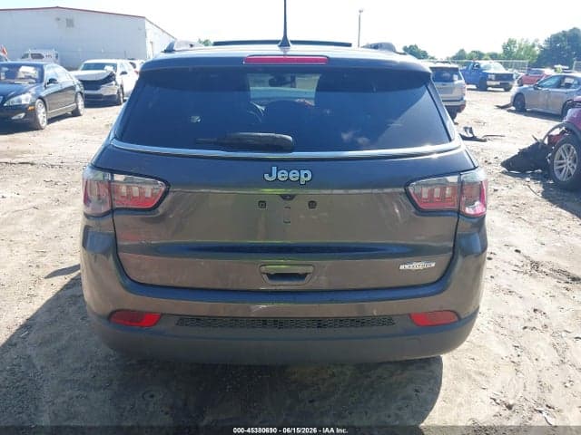 2022 JEEP COMPASS LATITUDE FWD 17