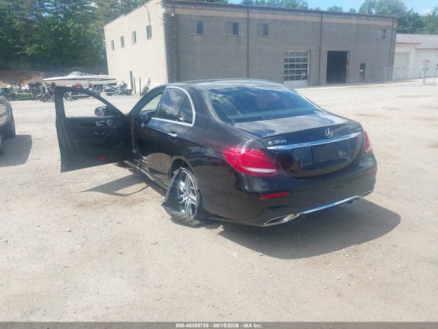 2018 MERCEDES-BENZ E 300 4MATIC 17