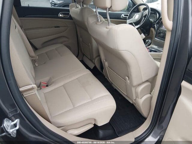 2019 JEEP GRAND CHEROKEE LAREDO E 4X4 8
