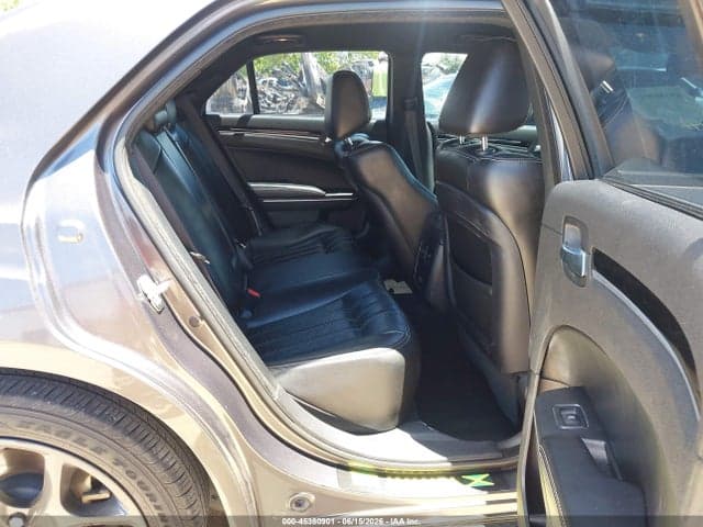 2021 CHRYSLER 300 300S 8