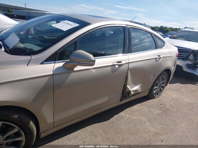 2017 FORD FUSION SE 6