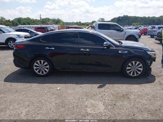 2018 KIA OPTIMA S 14