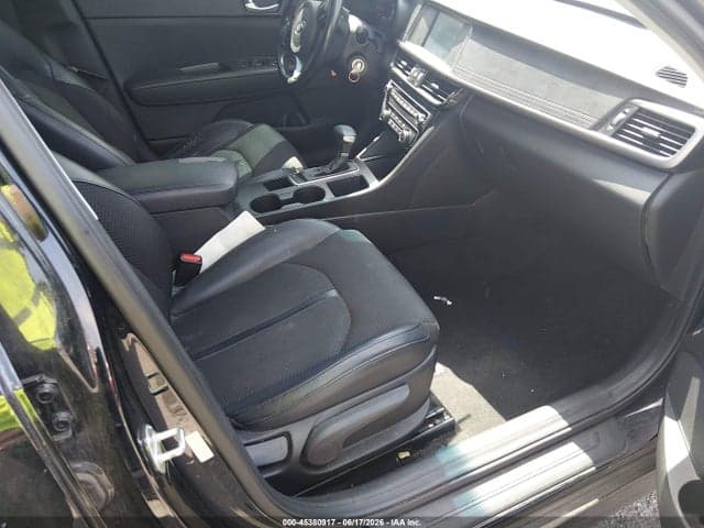 2018 KIA OPTIMA S 5
