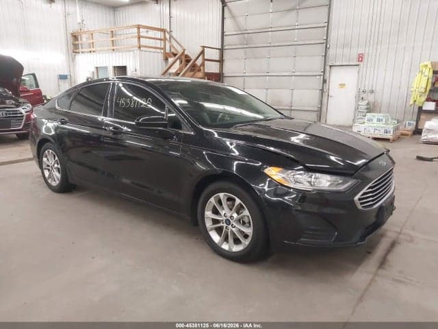 2019 FORD FUSION SE 1