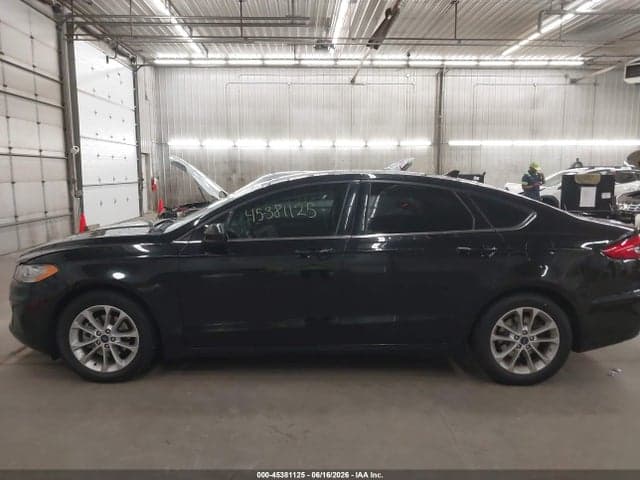 2019 FORD FUSION SE 14