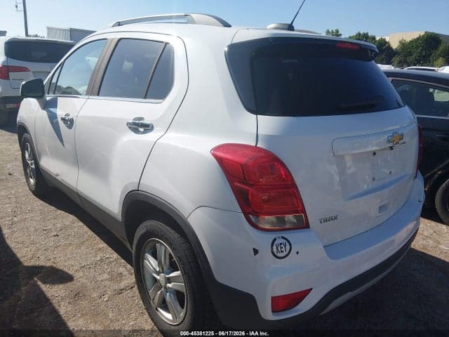 2017 CHEVROLET TRAX LT 3