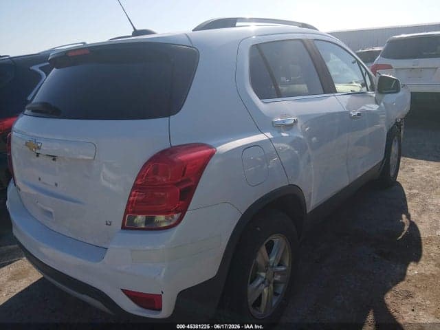 2017 CHEVROLET TRAX LT 4