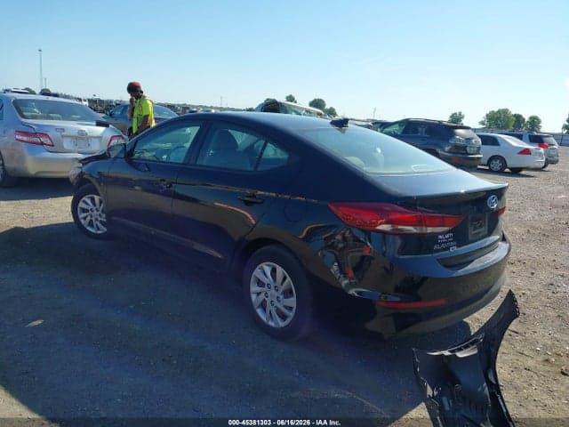 2017 HYUNDAI ELANTRA SE 3