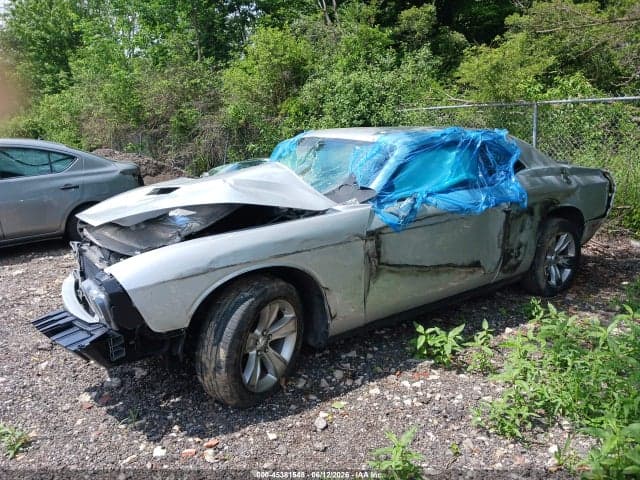 2023 DODGE CHALLENGER SXT 2